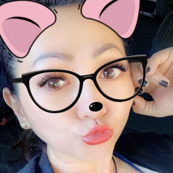 Meet your Posher, Em - Picture 1 of 1